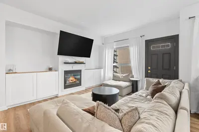 Interior photo 2 of #30 3010 33 AV NW