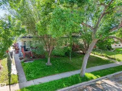 Interior photo 1 of #4 11813 43 ST NW