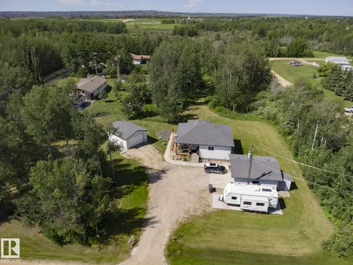 8 MAIN ST, Entwistle - $449,900