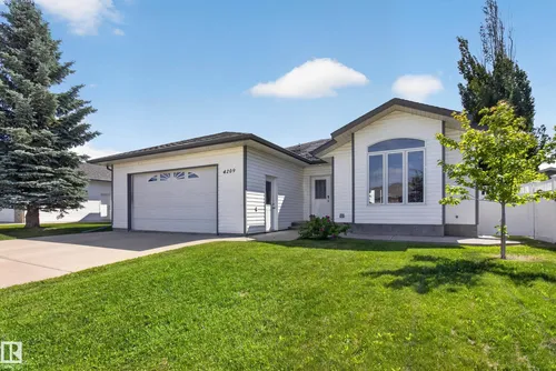 4209 46 ST, Vegreville - $525,000