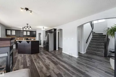 Interior photo 2 of 65 WEDGEWOOD CR