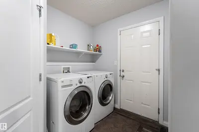 Interior photo 4 of 65 WEDGEWOOD CR
