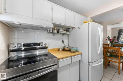 Interior photo 3 of 359 NORTHGATE TC NW