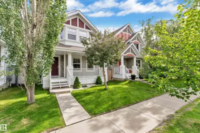 Interior photo 1 of 7223 19A AV SW