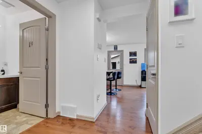 Interior photo 3 of 7223 19A AV SW