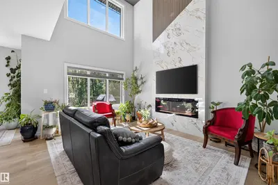 Interior photo 2 of 1573 Esaiw PL NW
