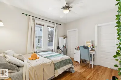 Interior photo 3 of 11229 99 AV NW