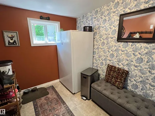 220 Evergreen Mobile PA NW, Edmonton - $99,000