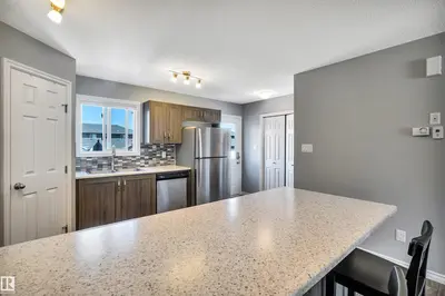Interior photo 4 of 2424 WONNACOTT CO SW