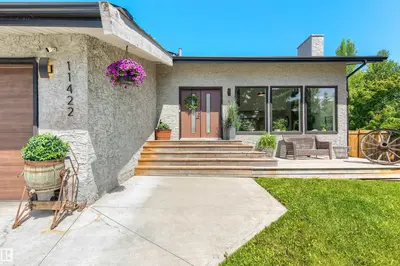 Interior photo 1 of 11422 32 AV NW