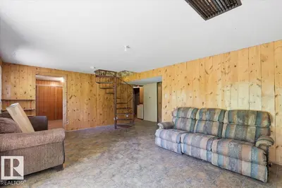 Interior photo 4 of 48330 Hwy 770