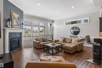 Interior photo 4 of 33 ELLINGTON CR