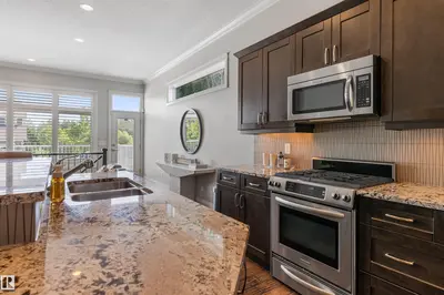 Interior photo 3 of 33 ELLINGTON CR