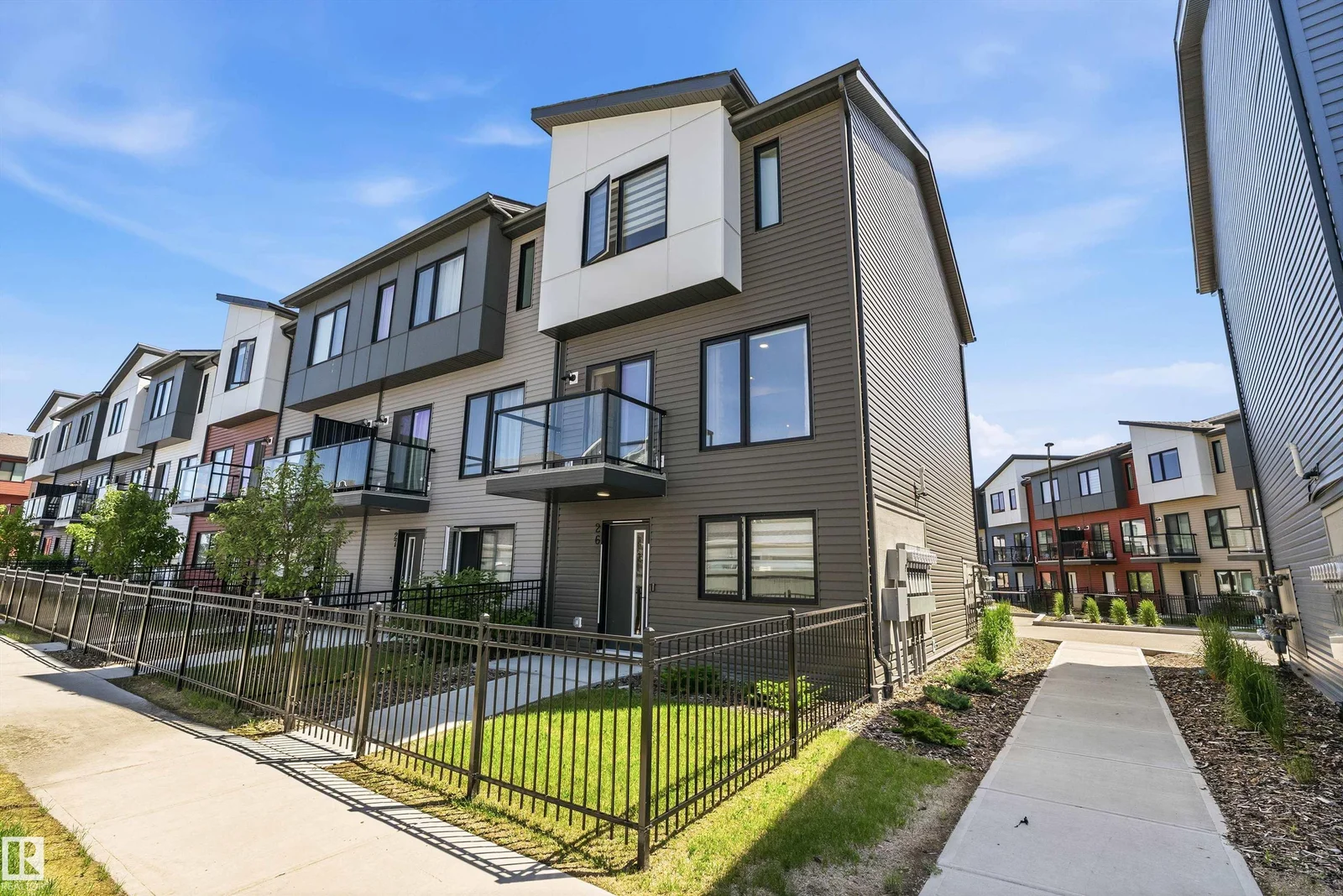 #26 11910 35 AV SW, Edmonton - 3 bedroom Townhouse for sale