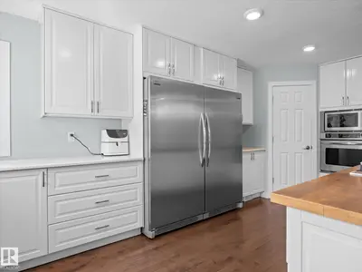 Interior photo 4 of 8 LEONARD DR