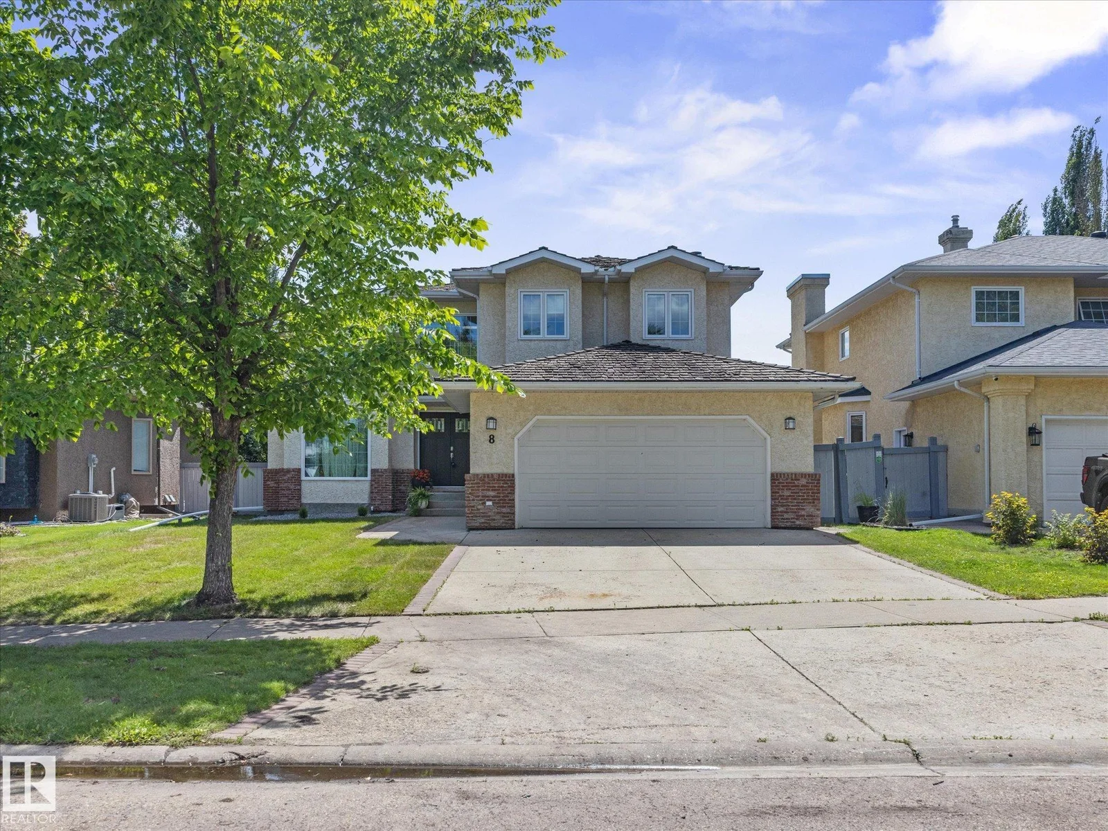 8 LEONARD DR, St. Albert - 4 bedroom Detached Single Family for sale