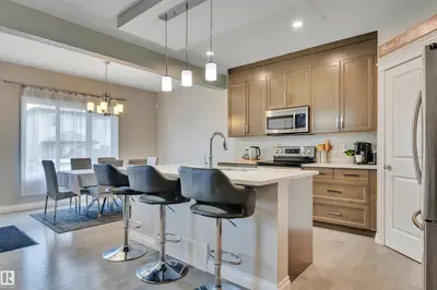 Interior photo 4 of 137 AWENTIA ST