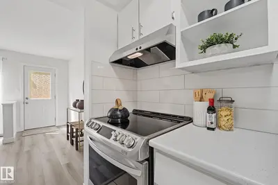 Interior photo 4 of #661 Abbottsfield RD NW NW