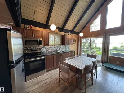 Interior photo 4 of 4307 Spruce PT