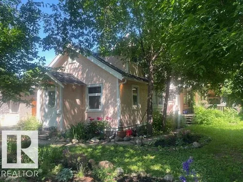 10113 88 ST NW NW, Edmonton - $679,800