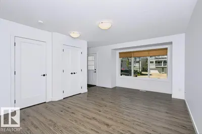 Interior photo 2 of 
