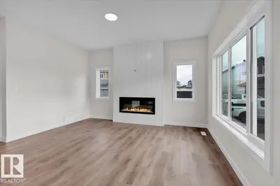 Interior photo 4 of 1920 WESTERRA LN
