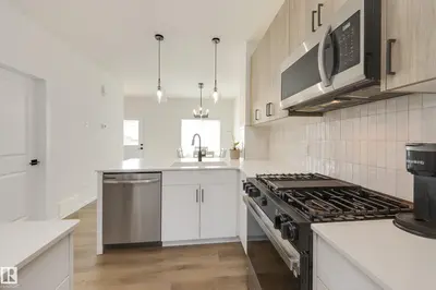 Interior photo 2 of 2804 193 ST NW