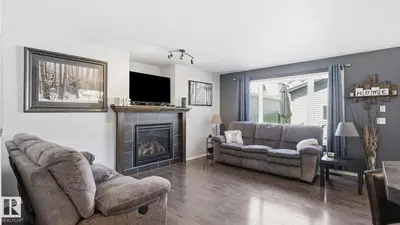 Interior photo 4 of 61 Spruce Village DR E