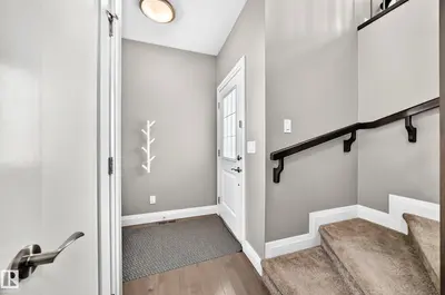 Interior photo 1 of 89 SPRING GA