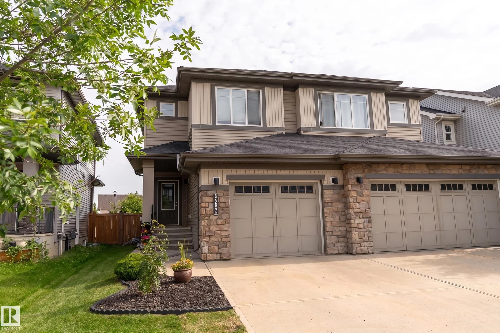 8589 CUSHING PL SW, Edmonton - 3 bedroom Duplex for sale