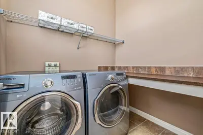 Interior photo 4 of 2407 HAGEN WY NW