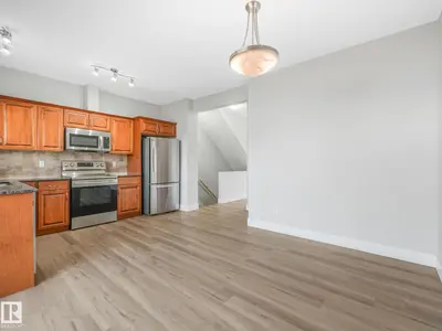 Interior photo 3 of #5 13215 153 AV NW