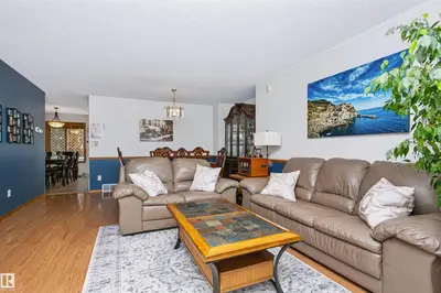 Interior photo 2 of 4444 30 ST NW