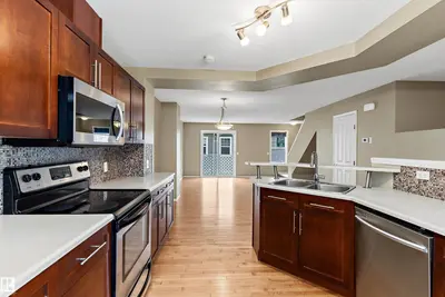 Interior photo 4 of #73 2051 TOWNE CENTRE BV NW