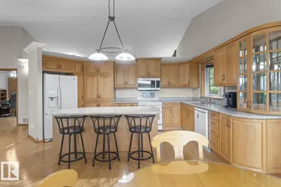 Interior photo 2 of 45424 HWY 660 HI