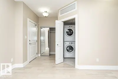 Interior photo 2 of #256 6079 MAYNARD WY NW