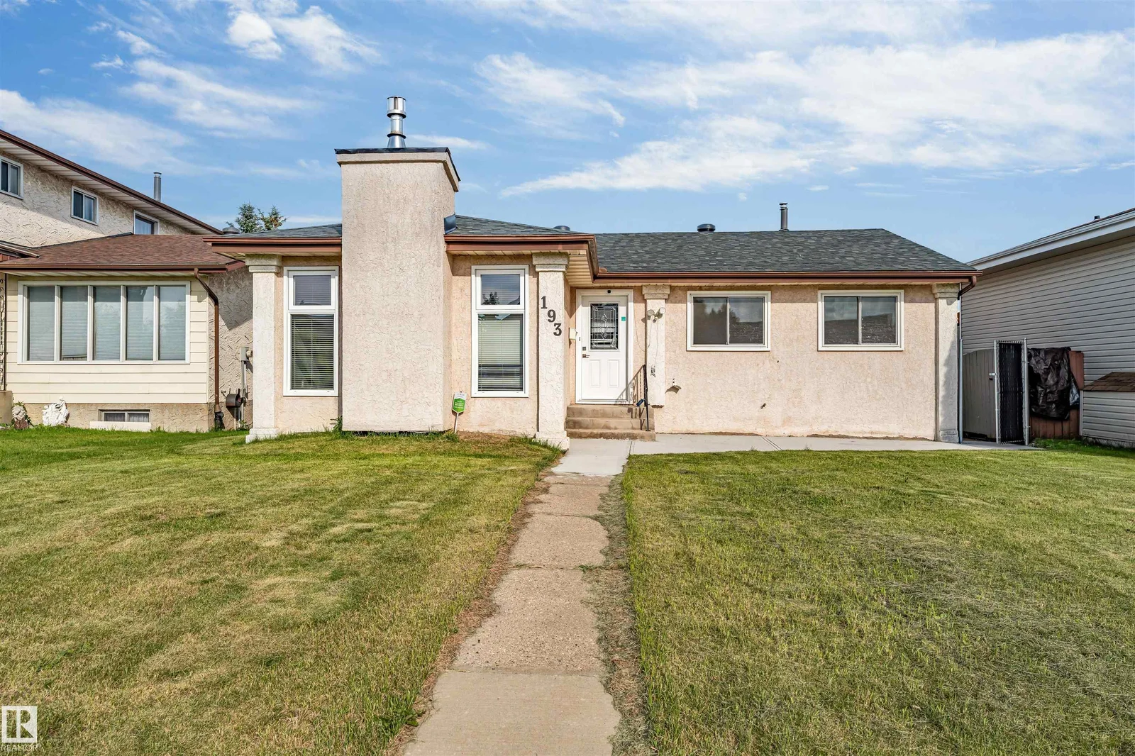 193 WOODVALE RD W NW, Edmonton - 5 bedroom Detached Single Family for sale