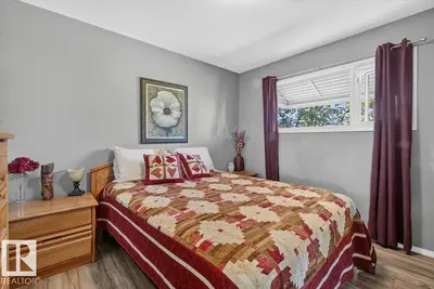 Interior photo 4 of 13520 67 St NW