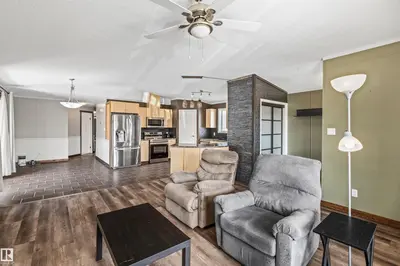 Interior photo 2 of 1172 Aspen DR W