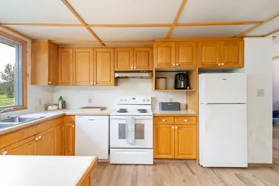 Interior photo 3 of #3 52432 RGE ROAD 20