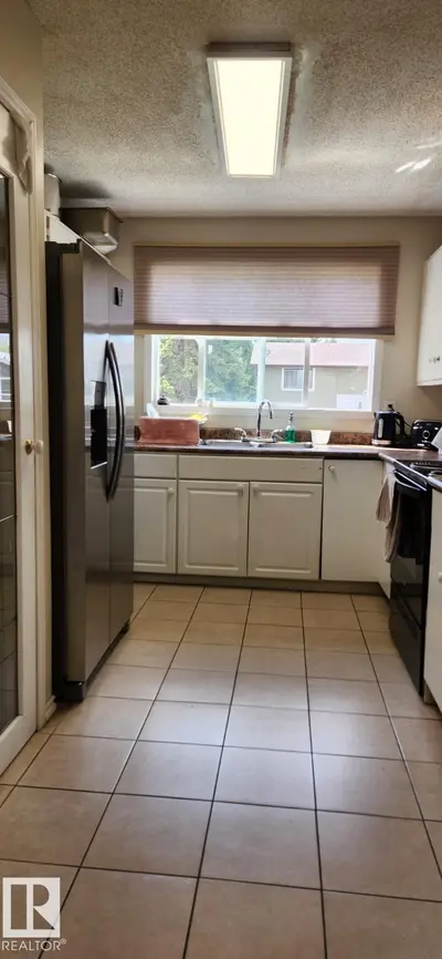 Interior photo 1 of 14411 31 ST NW