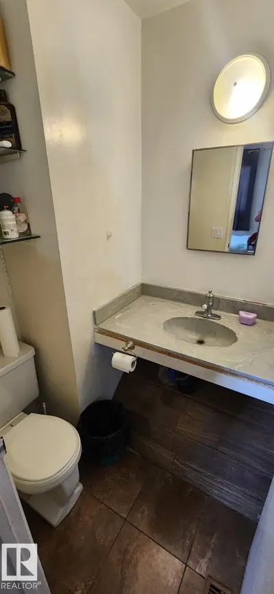 Interior photo 3 of 14411 31 ST NW