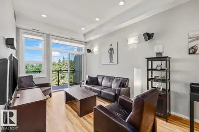 Interior photo 2 of #427 10531 117 ST NW