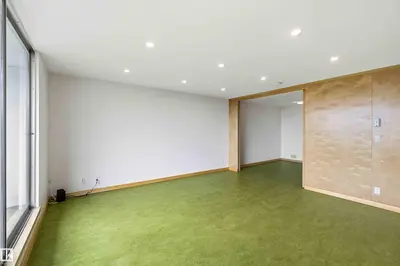 Interior photo 3 of #1008 11307 99 AV NW