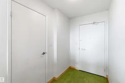 Interior photo 1 of #1008 11307 99 AV NW
