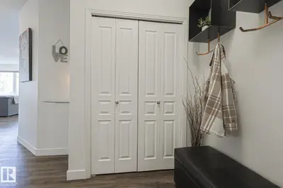 Interior photo 1 of #111 2035 GRANTHAM CO NW