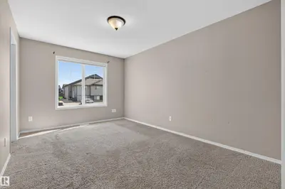 Interior photo 3 of 