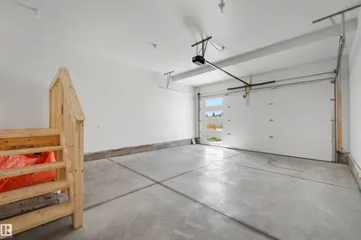 Interior photo 1 of 30 ELSINORE PL NW
