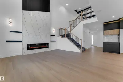 Interior photo 3 of 213 BASIN CO