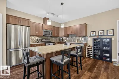 Interior photo 4 of #312 8730 82 AV NW
